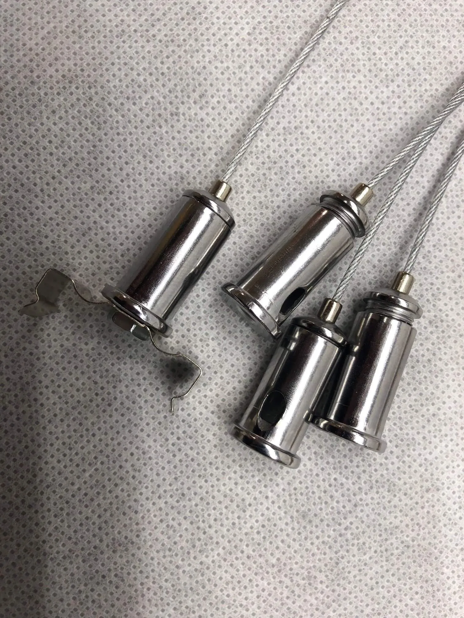 39in Suspended Stainless Steel Wire Rope for Hanging Fixtures W/Brackets and Fasteners
