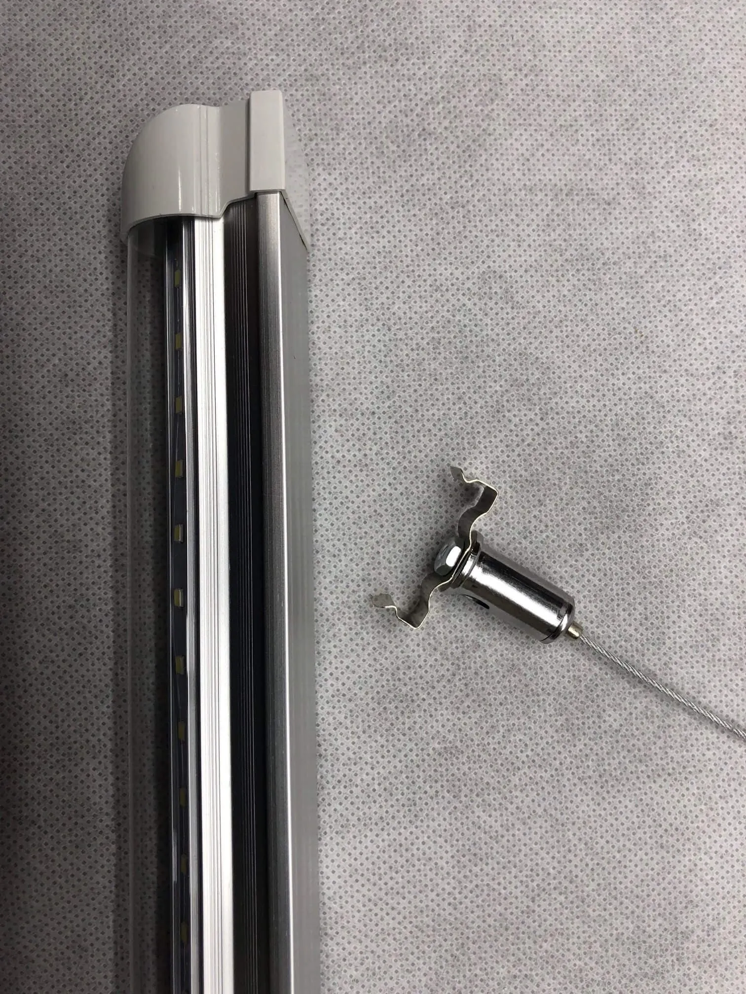 39in Suspended Stainless Steel Wire Rope for Hanging Fixtures W/Brackets and Fasteners