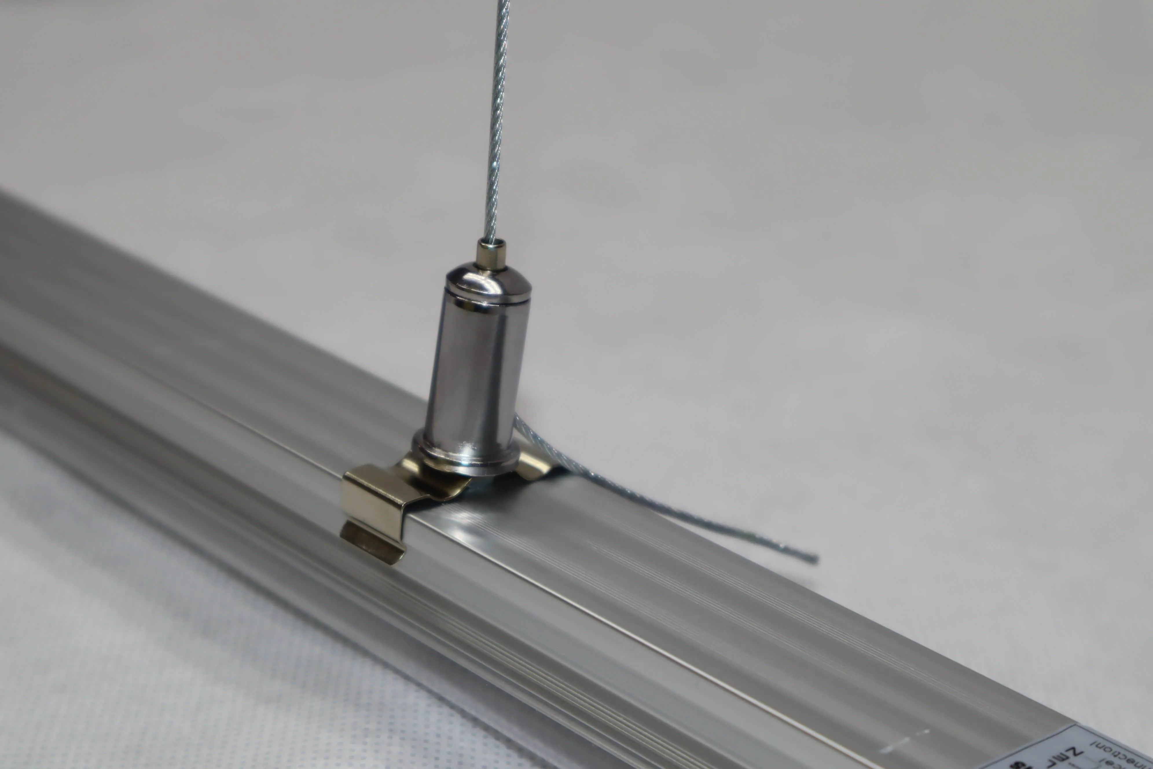 39in Suspended Stainless Steel Wire Rope for Hanging Fixtures W/Brackets and Fasteners