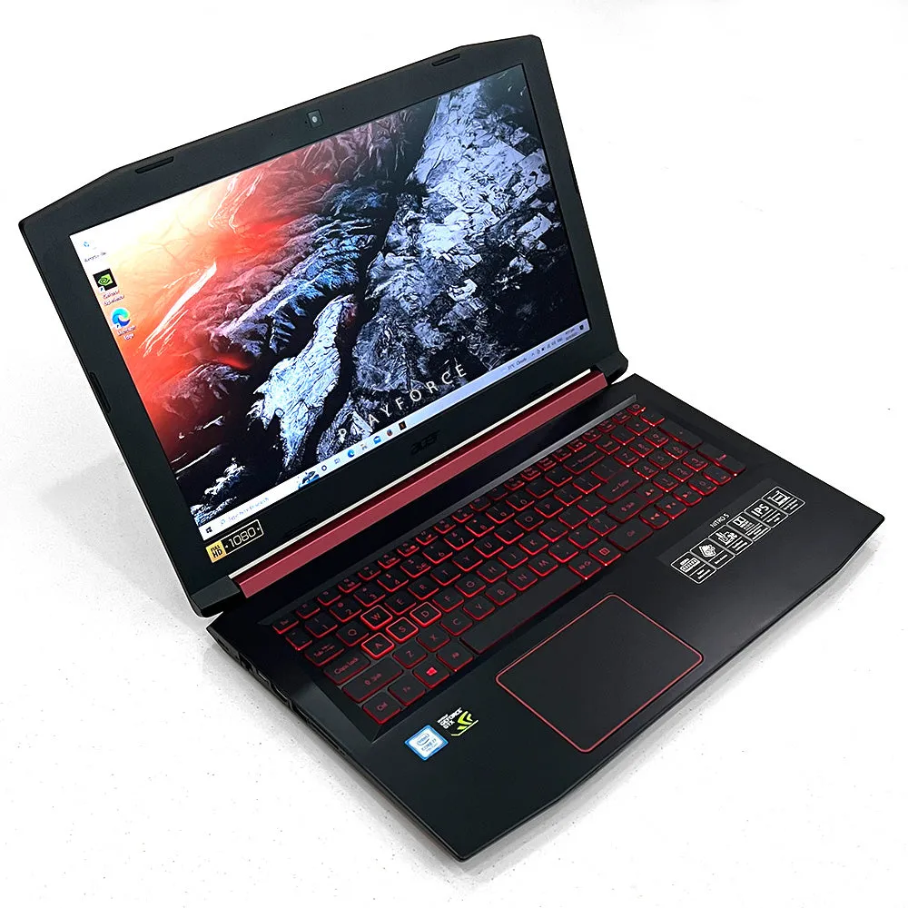 Acer Nitro 5 (i7-7700HQ, GTX 1050, 16GB, 1TB 128GB SSD, 15-inch)