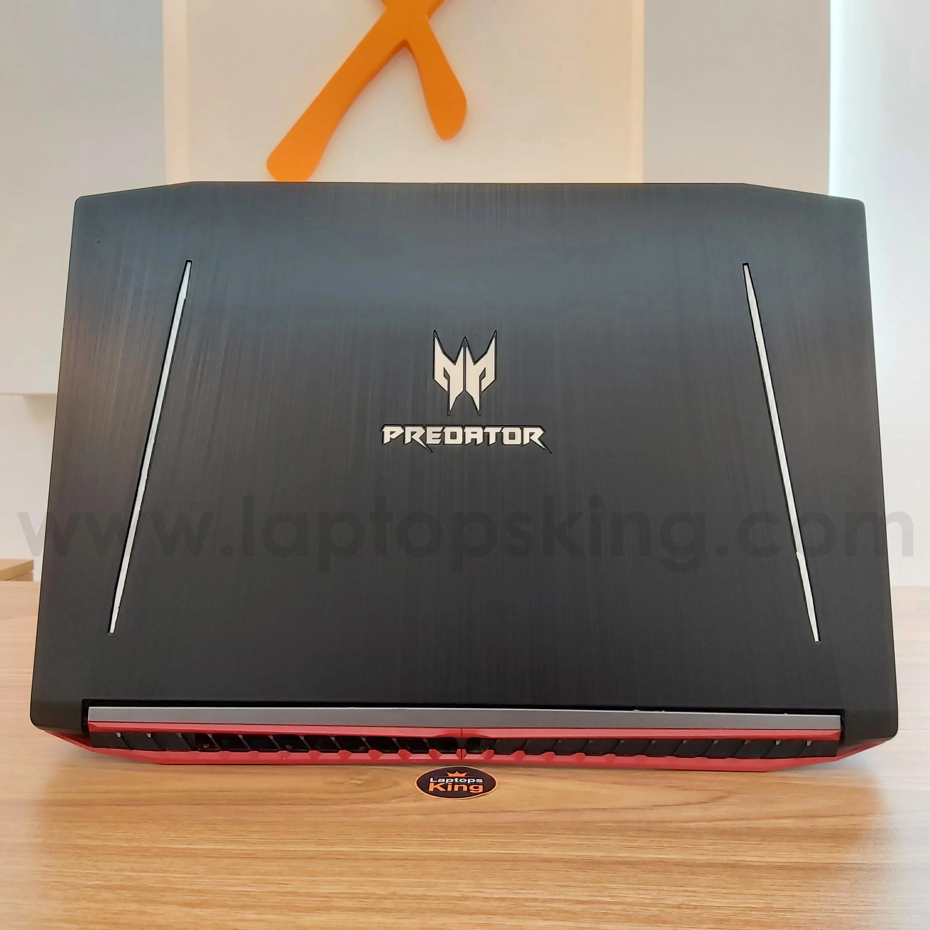 Acer Predator Helios 300 PH317-51 i7-7700HQ Gtx 1060 17.3" Gaming Laptop (Used Very Clean)