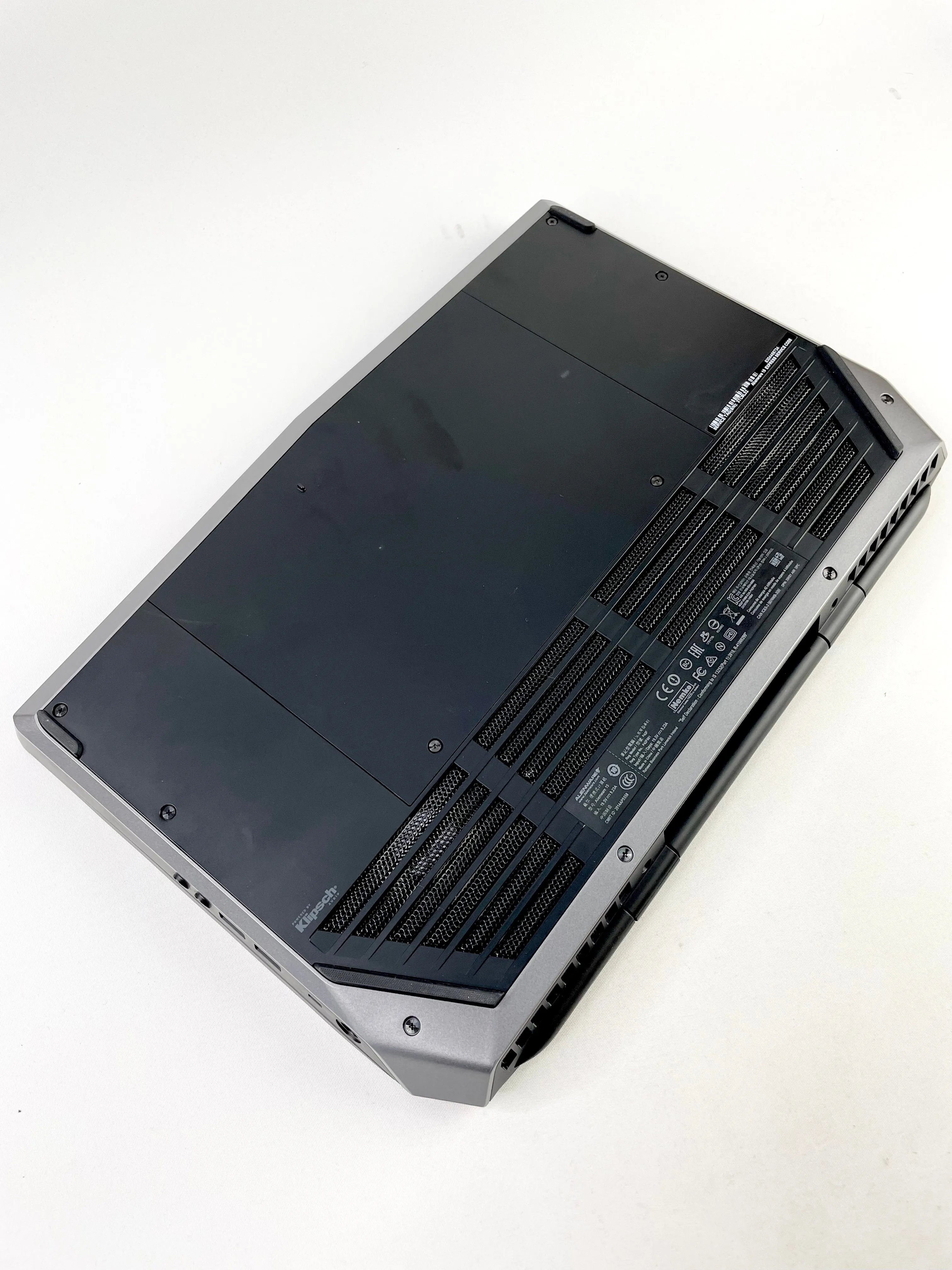 Alienware 15 Gaming Laptop