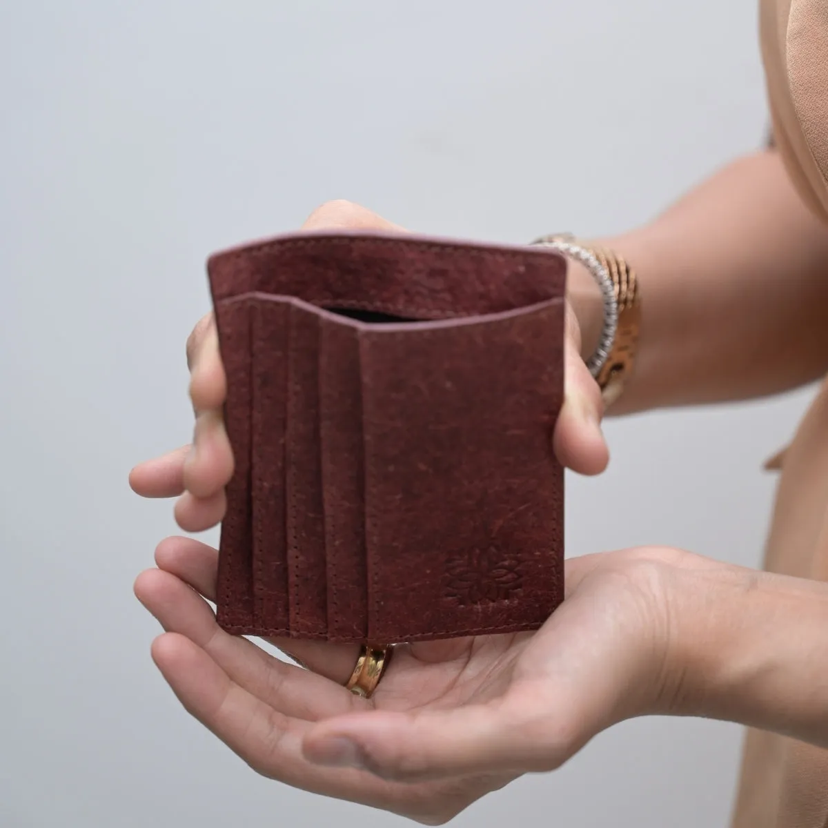 Card Holder | 1 Cash & 4 Card Sections | Coconut Leather | Madder Red | Unisex