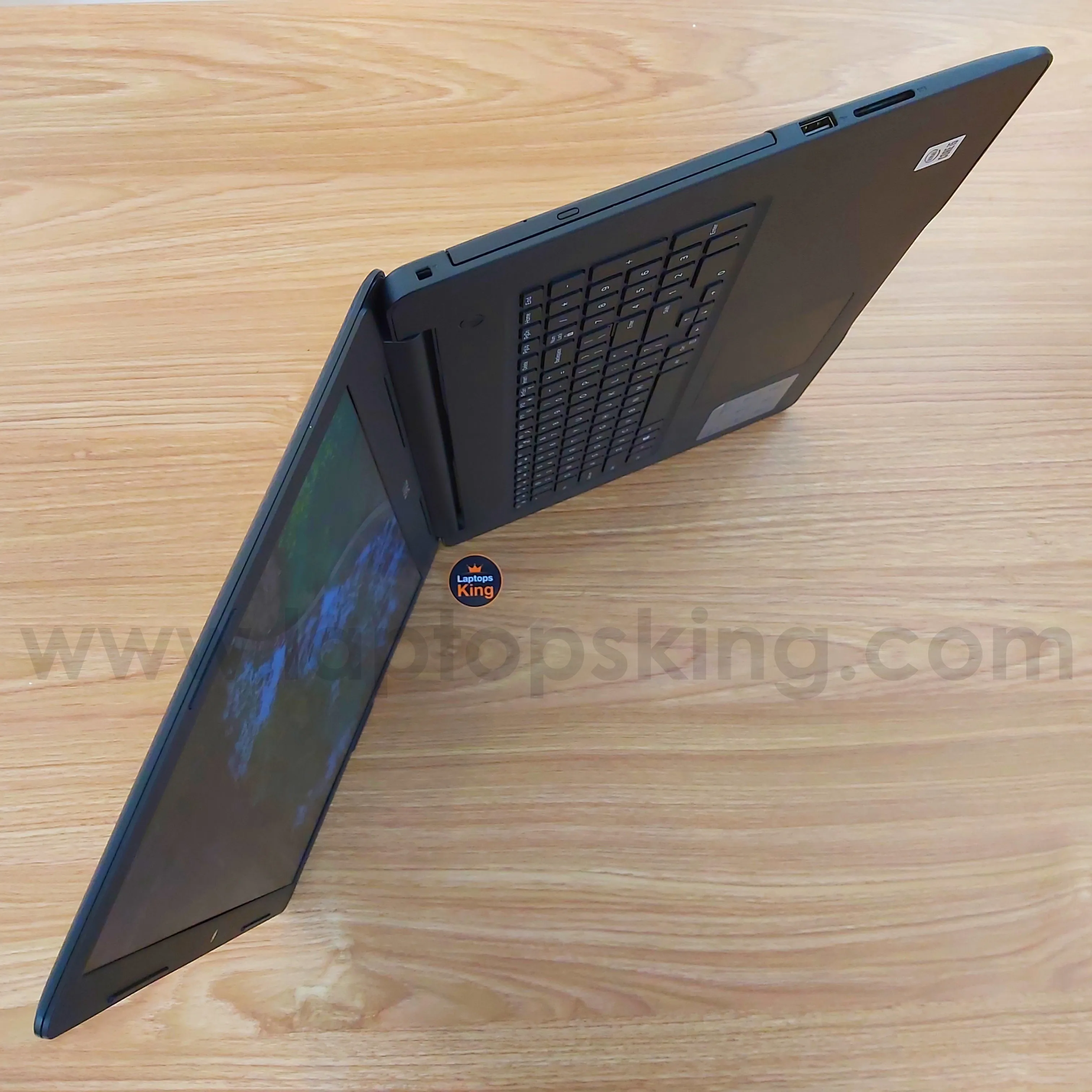 Dell Inspiron 3793 i5-1035G1 17.3" Laptop (Open Box)