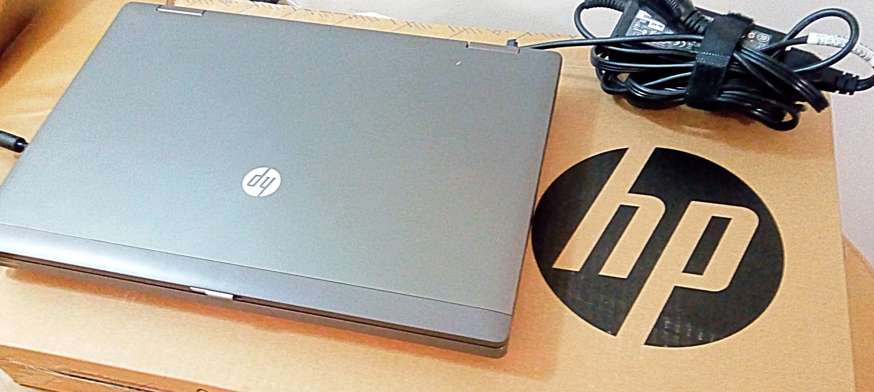 HP ProBook 6470b 14” HD (720p) - Intel Core i5-3320m @ 2.6GHz (3rd Gen) / 14" LED / 16GB RAM / 256GB SSD HDD / Windows 10 Professional x64 / USB 3.0   WiFi   Bluetooth - Grade A (Certified Refurbished) - 1 Year Warranty