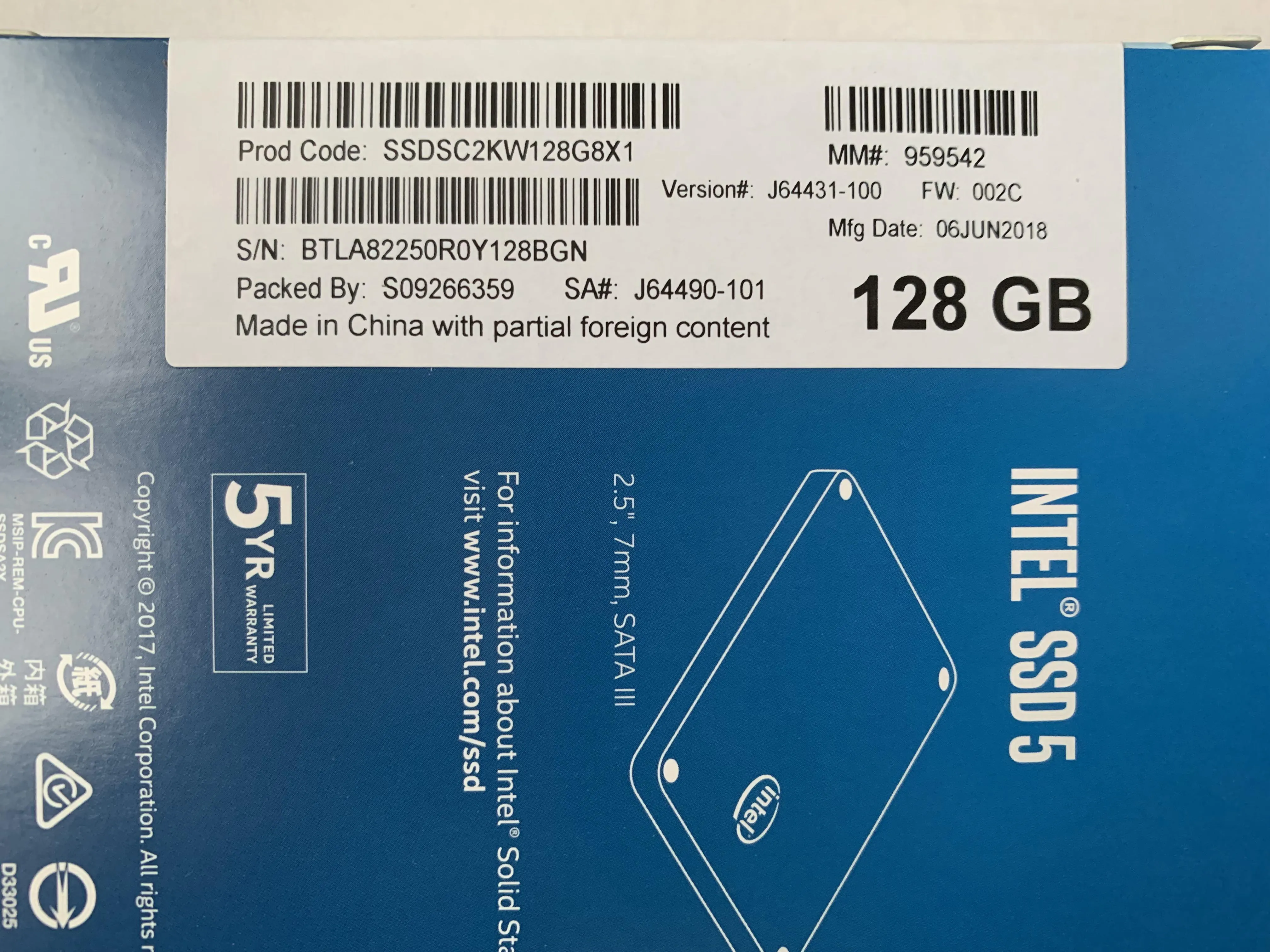 Intel® SSD 545s Series 128GB, 2.5in SATA 6Gb/s, 3D2, NAND TLC,7.0mm,Internal Solid state drive