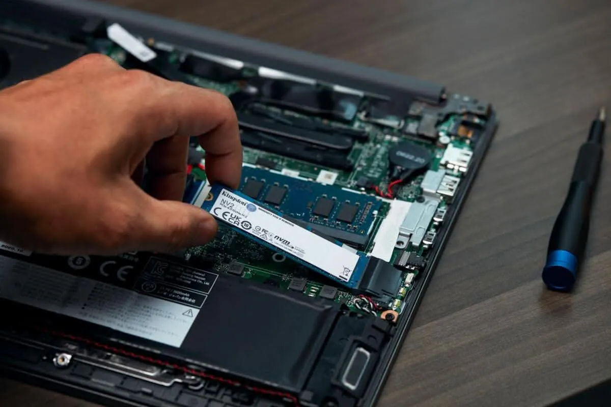 KINGSTON 250GB NVME M.2 NV2 INTERNAL SSD