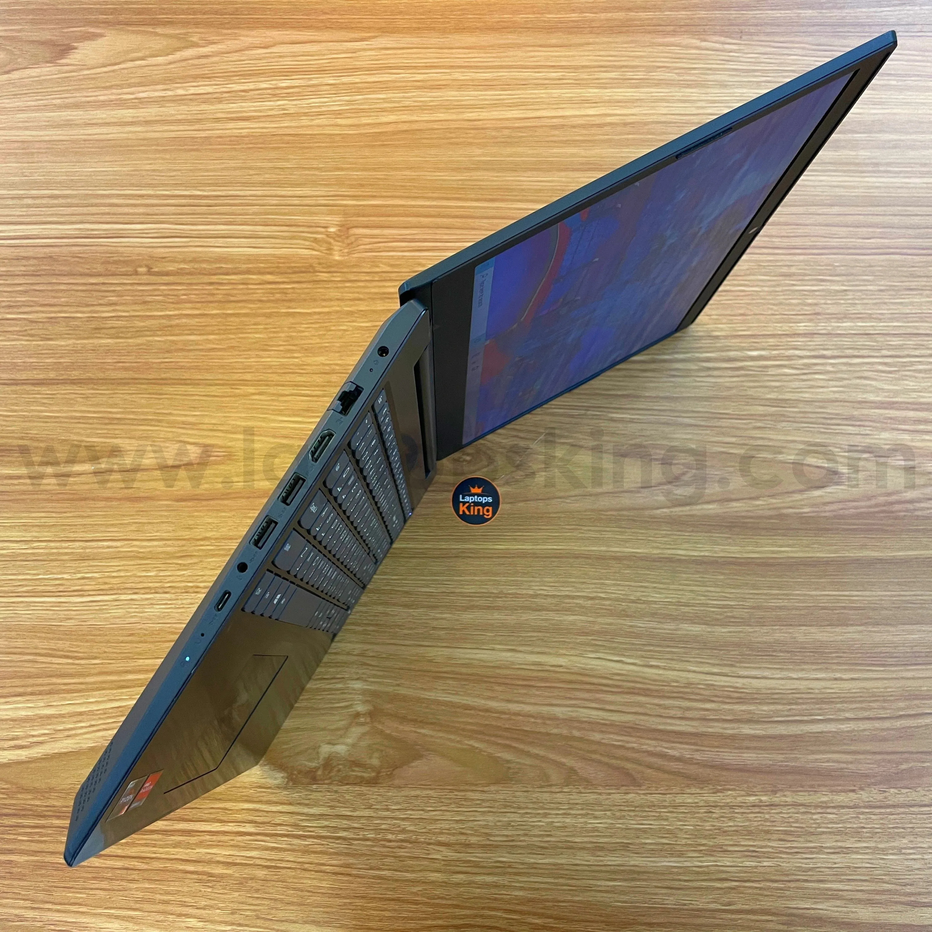Lenovo IdeaPad L340 81LW Ryzen 3 3200u Radeon Vega 3 (Used Very Clean)