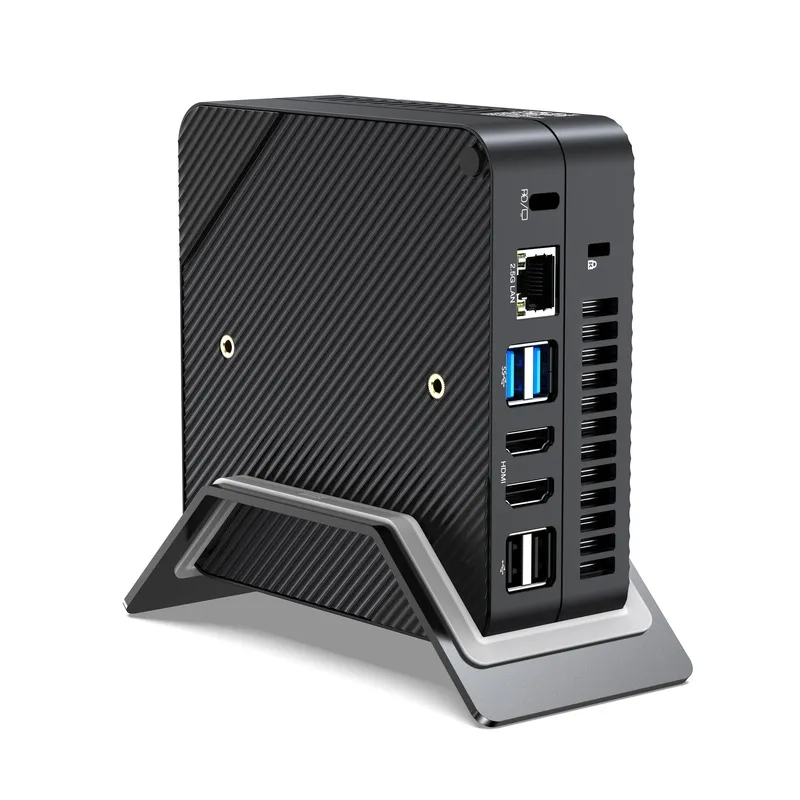 Minisforum UM560XT AMD Ryzen 5 5600H Desktop Mini PC