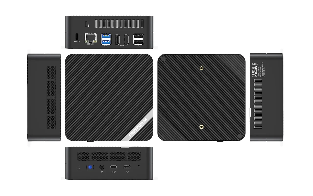 Minisforum UM560XT AMD Ryzen 5 5600H Desktop Mini PC