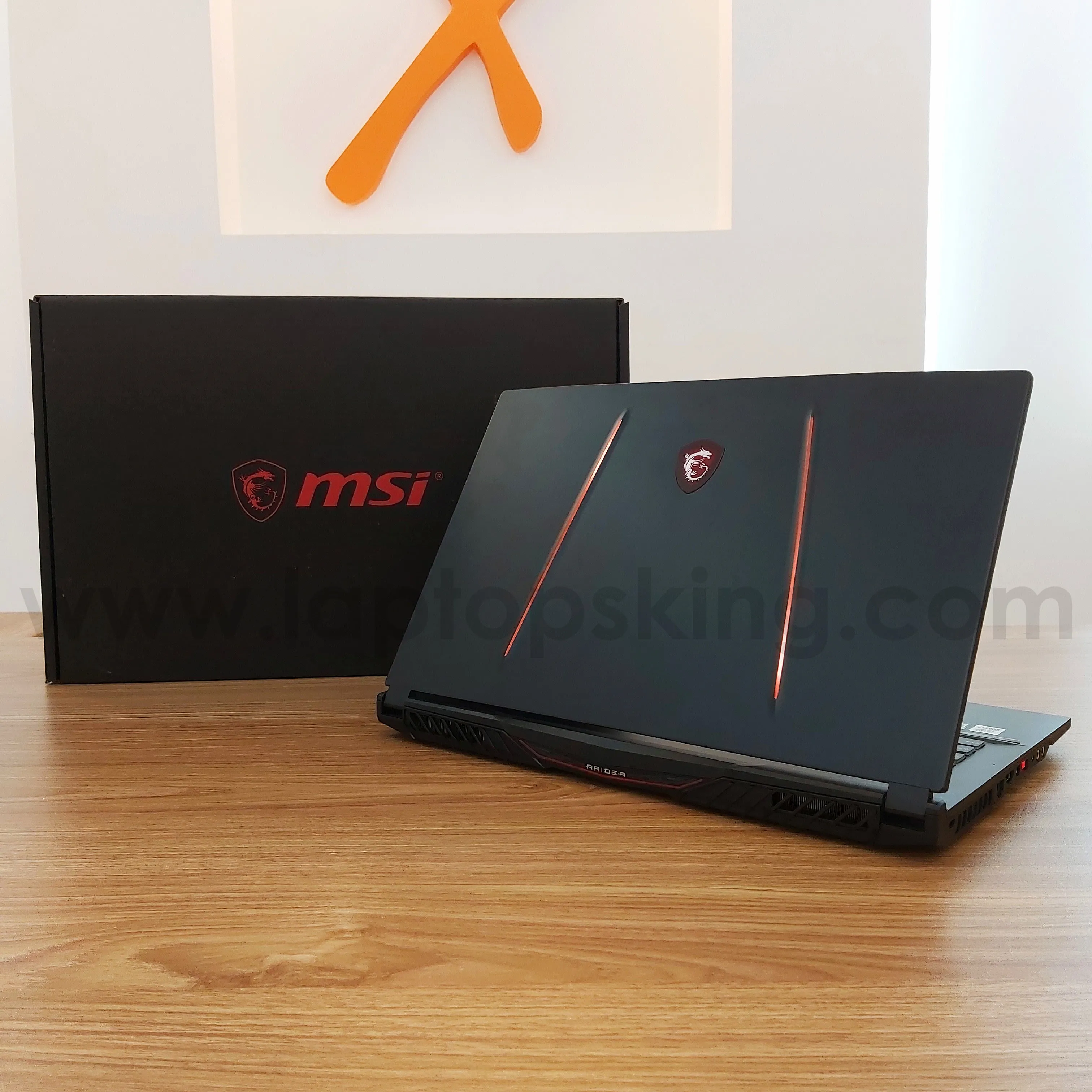 Msi Ge75 Raider 10sf Steelseries i7-10750h Rtx 2070 144hz Gaming Laptops (Brand New)