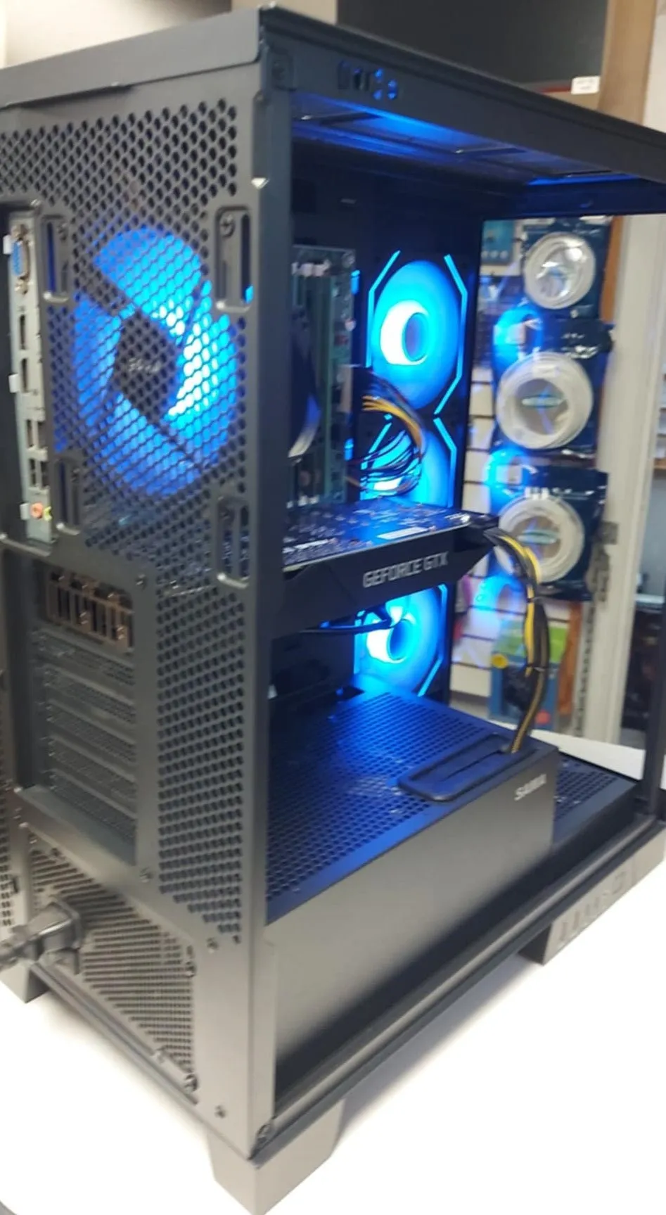 PC GAMING GeForce GTX 1660-Ti i7-4770 32GB Ram SSD 128GB HDD 1TB