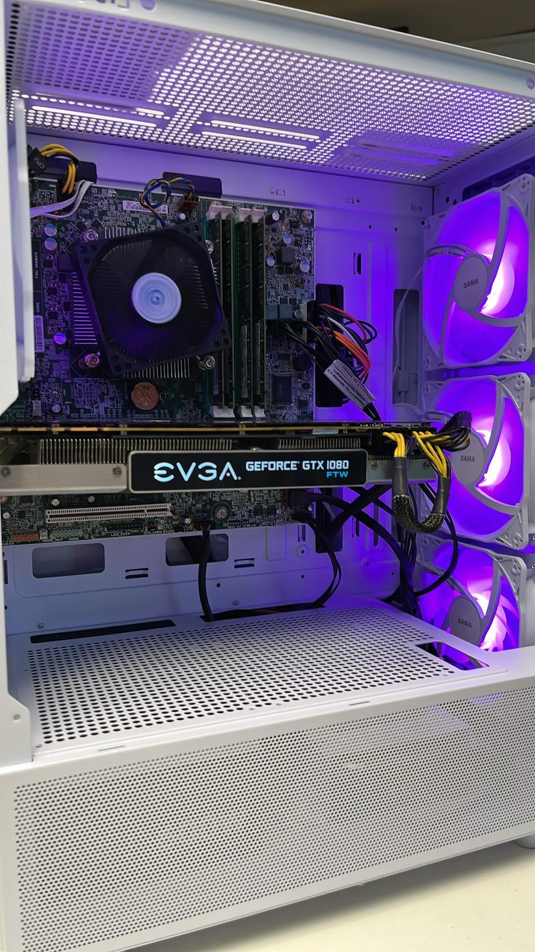 PC GAMING GTX1080 i7-4790S 32GB Ram SSD 256GB HDD 1TB