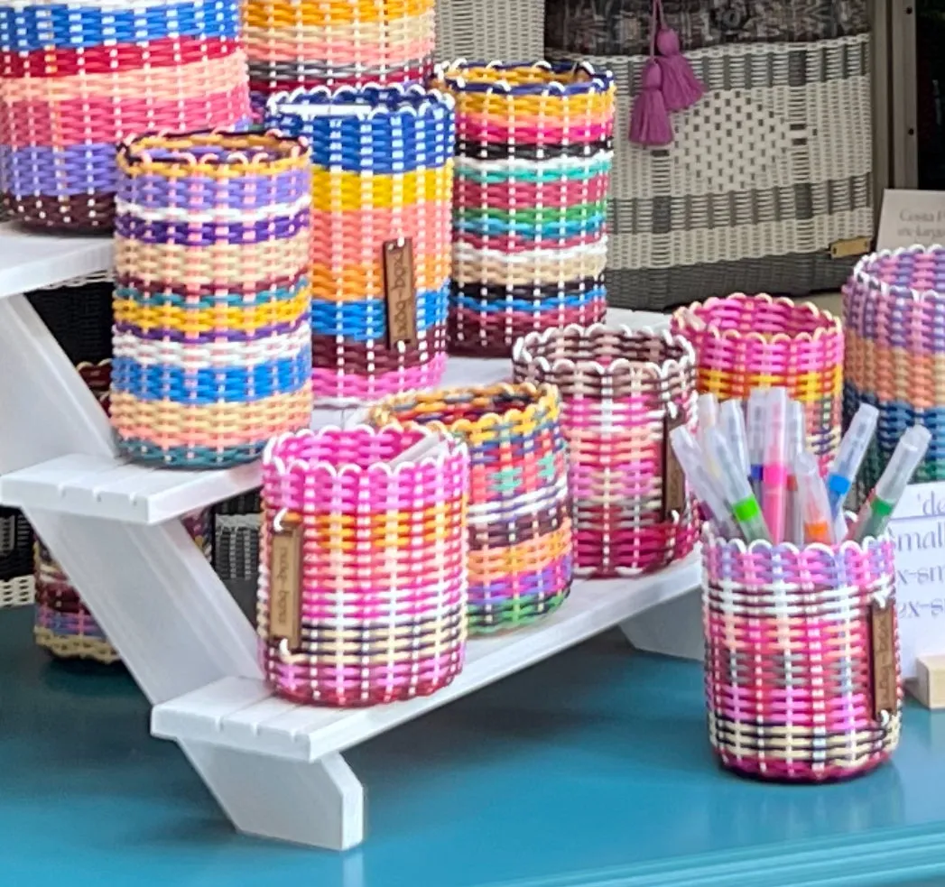 round container - desktop ~ multicolor